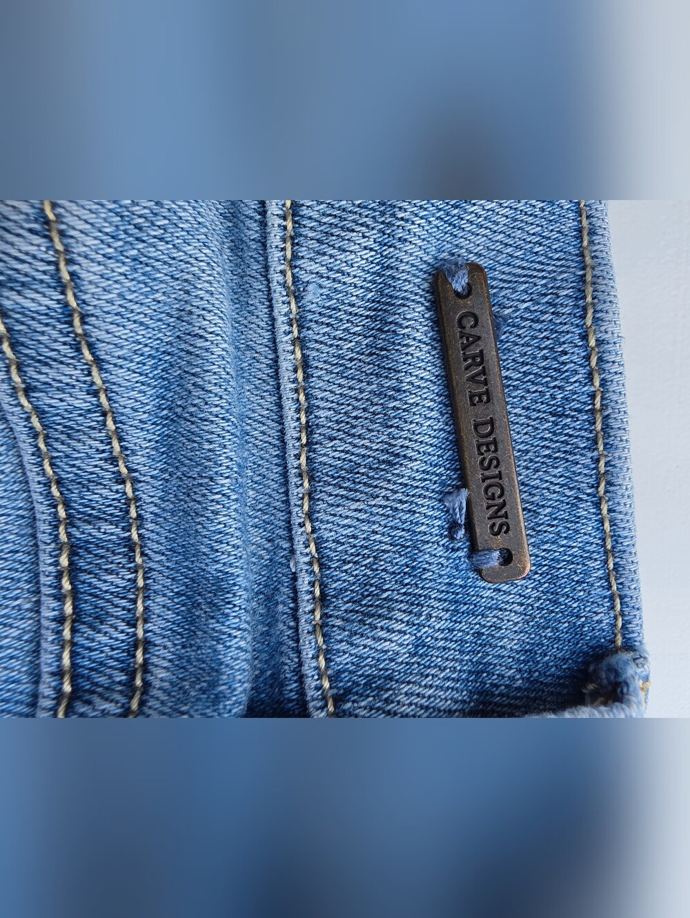 Carve Designs Organic Cotton Denim Shorts Women's Size 6 Light Wash - Picture 3 of 8